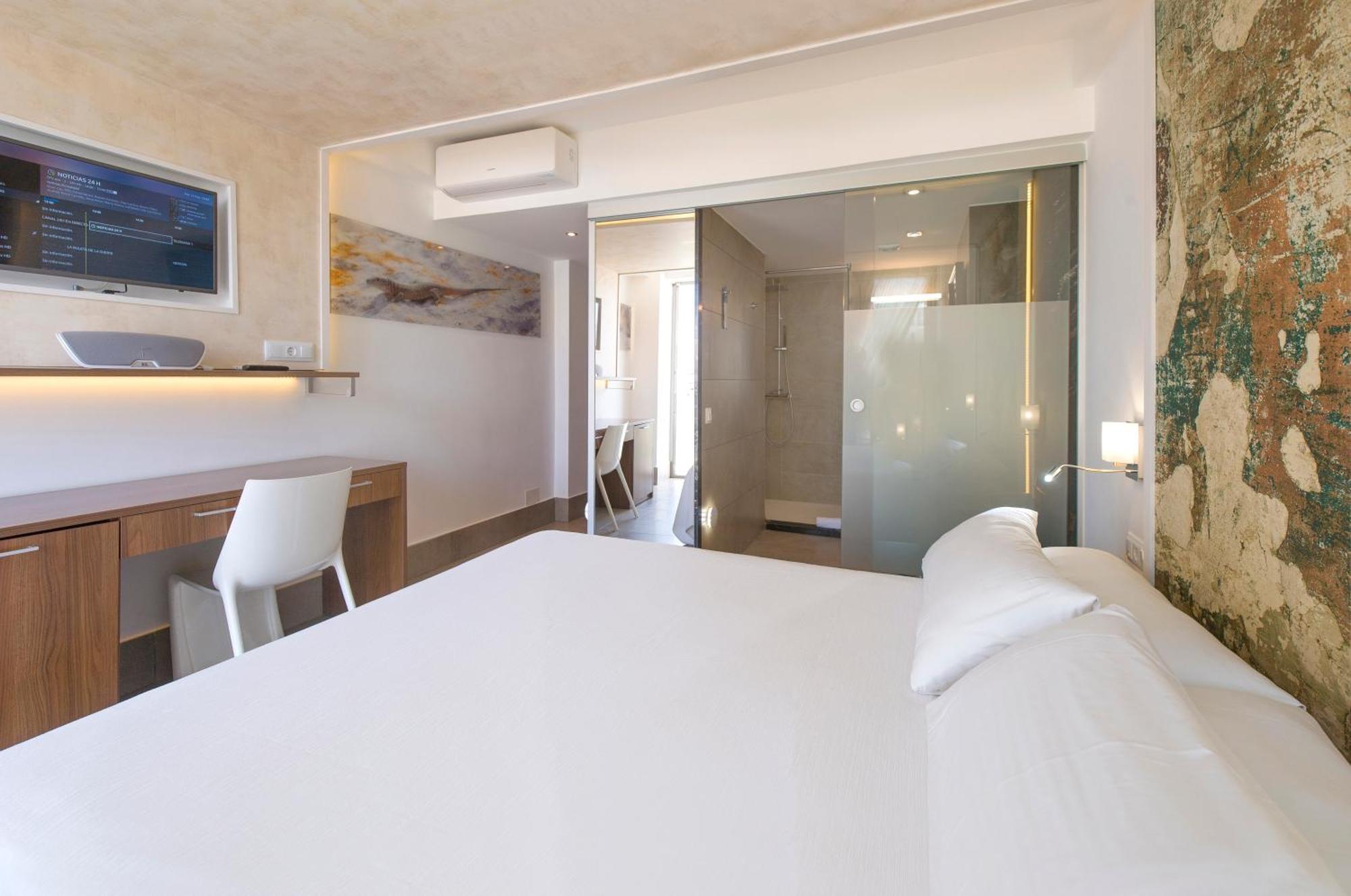 Sant Antoni de Portmany Hotel Marfil מראה חיצוני תמונה